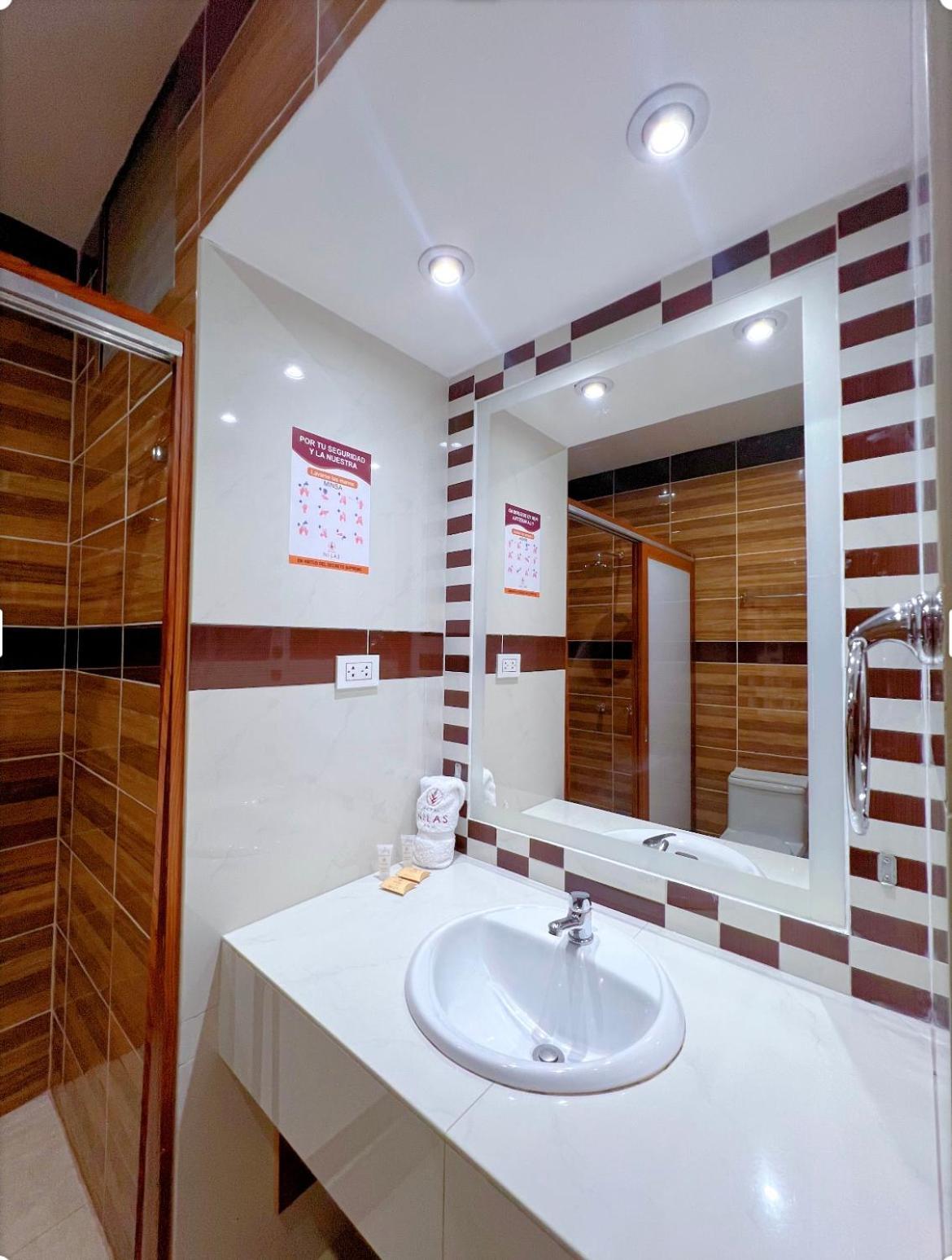 Hotel Nilas Тарапото Екстер'єр фото